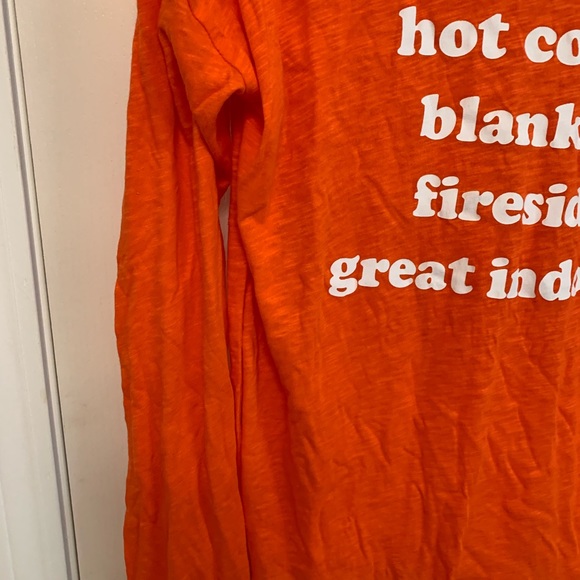 Cozy Zoe winter pajama top. New. Size M - Picture 9 of 9